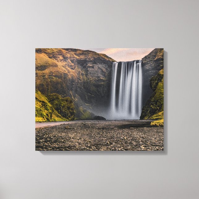 Impressão Em Tela Skogafoss Waterfall no amanhecer (Frente)