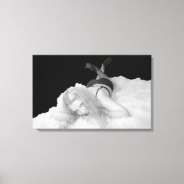 Impressão Em Tela Skye Delamey Urg