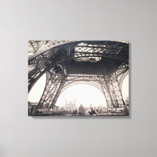 Impressão Em Tela Sob a torre Eiffel, antes de ascensão, de "L