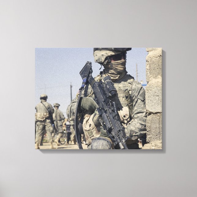 Impressão Em Tela Soldado armado com MK-48 (Frente)