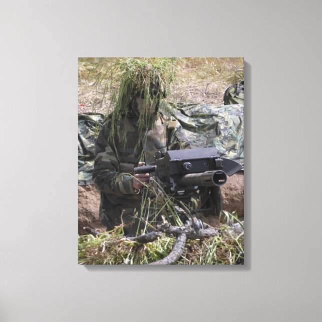 Impressão Em Tela Soldado com lança-granadas MK-19 (Frente)