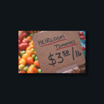 Impressão Em Tela Tomates de Heirloe Greenmarket New York Fotografia<br><div class="desc">Apresenta uma fotografia a cores original de tomate herbáceo para venda no mercado de Greenmarket da Praça Tucker. Fotografado em Nova Iorque. Muitas outras fotografias da NYC e da natureza também estão disponíveis neste compro. Não vê exatamente o que está procurando? Entre em contato com Rebecca para ter um produto...</div>