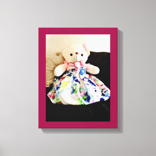 Impressão Em Tela Urso de Teddy num Vestido (Frente)