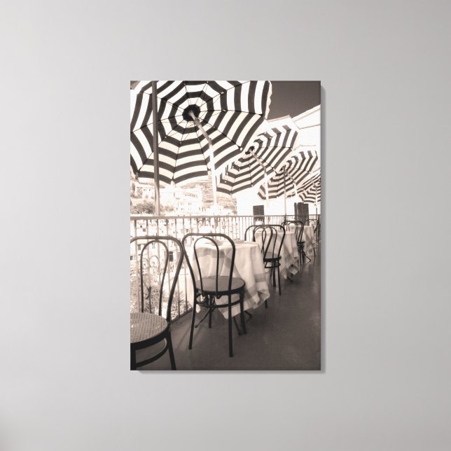 Impressão Em Tela Varanda de restaurante encantador, Itália (Frente)