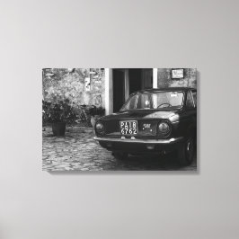 Impressão Em Tela Veículo Vintage FIAT em Itália, em monocromo