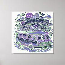 Viagem em estrada com uma Van Colorida