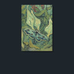 Impressão Em Tela Vincent van Gogh - Grande Mariposa Noturna<br><div class="desc">Grande Mariposa Noturna (1889) de Vincent van Gogh é uma pintura de natureza-morta de arte fina vintage pós-impressionista. Um inseto, a mariposa-imperador, em um jardim de primavera com flores de copo-de-leite e outras plantas. Van Gogh chamou-a de 'mariposa caveira' e pintou uma caveira na parte de trás de seu corpo....</div>