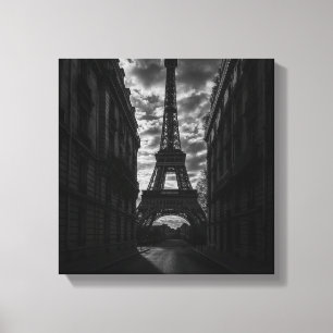 Impressão Em Tela Vista em Torre Eiffel Dramática em Paris Monocromá