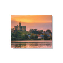 Warkworth Village e Castle ao pôr do sol