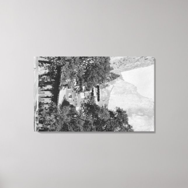 Impressão Em Tela Yosemite, CA - O Lodge Ahwahnee e El Capitan (Frente)