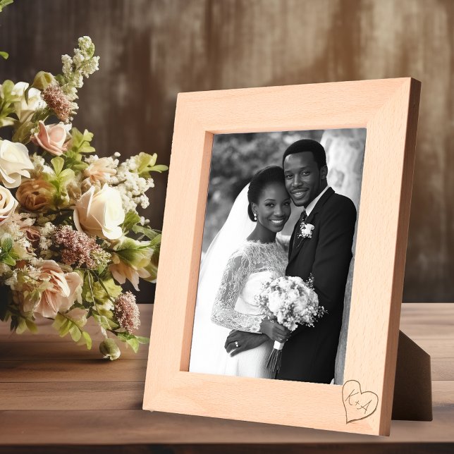 Iniciais cardíacas minimalísticos (Criador carregado)