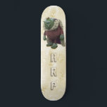 *~* Iniciais Damask Royal Troll AP89 skateboard<br><div class="desc">(Pesquise o código AP89 para itens de Troll e AP88 para itens de tema medieval ) Transferência fácil para outros produtos Zazzle. Skateboard de fundo BLACK. O brilhante e feliz Neon Rainbow colorido apenas pop as imagens e LETRAS do TROLL. Personalize / Personalize suas INICIAIS / MONOGRAM e reproduza com...</div>