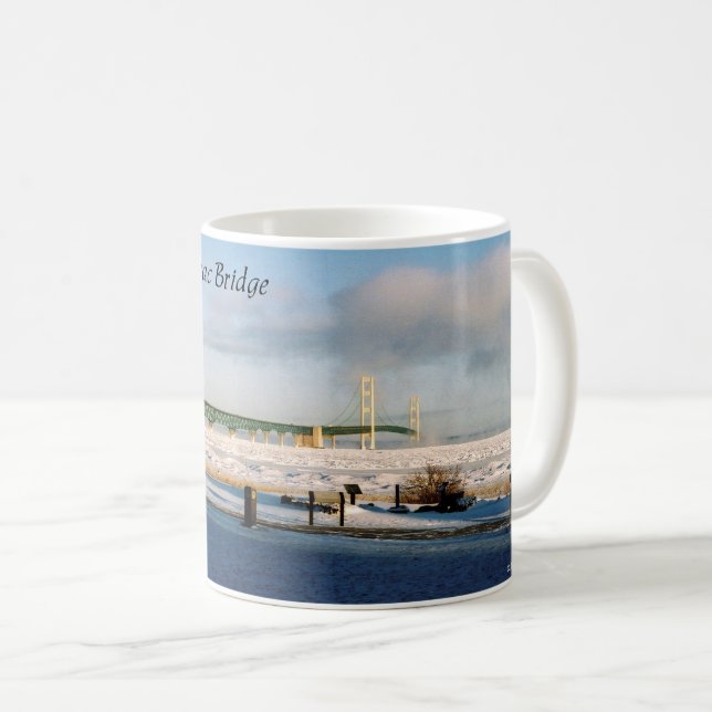 Inverno na caneca da ponte Mackinac (Frente Esquerda)