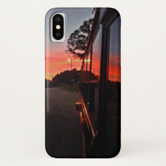 Capa para iPhone X com nascer do sol