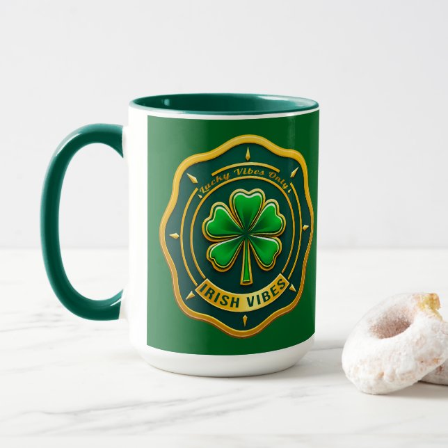 Irish Vibes Club St Patrick’s Day - caneca (Com Donut)