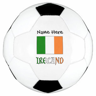 Irlanda e Bandeira Irlandesa com Bola de Futebol d