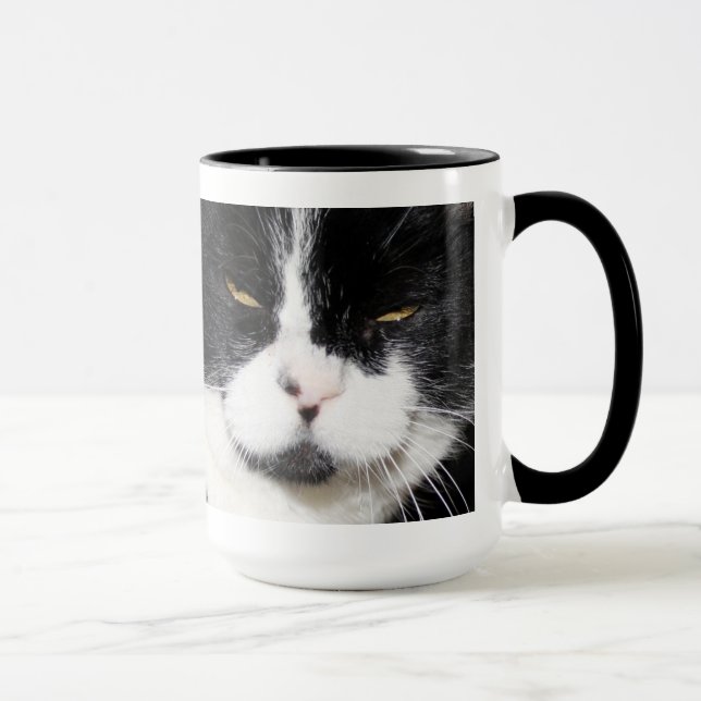 I've obteve um CATTITUDE! Caneca preto e branco do (Direita)