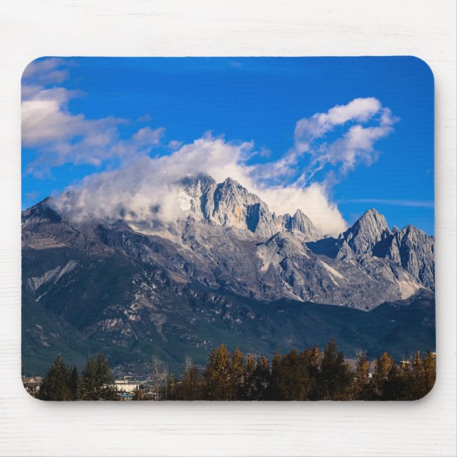 Jade Dragon Snow Mountain Mousepad (Frente)