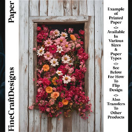 Janela De Madeira Envelhecida Com Flores De Papel 