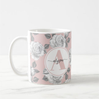 Jardim de Rosa elegante em caneca cor-de-rosa