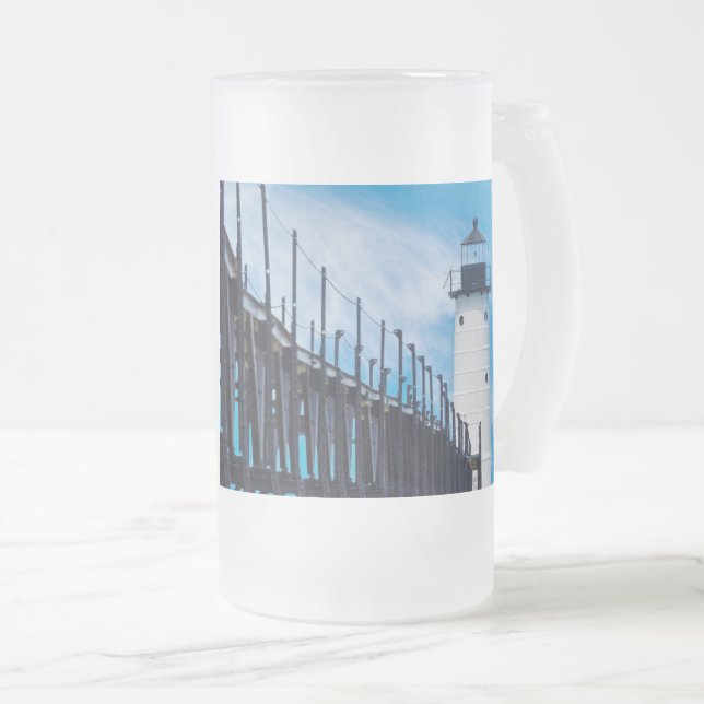 Jateado Caneca de cerveja de vidro fosco Along Manistee (Frente Esquerda)