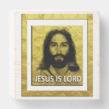 Jesus é Dourado e Design branco