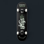 Jesus é o caminho, a vida, o skate da verdade<br><div class="desc">Jesus IS Way,  Life,  Truth Skateboard com "IS" monograma e citação cristã "Jesus é modo,  vida,  camiseta da verdade" em caligrafia mista e tipografia minimalista. Esta moda,  design de fé moderna é a dádiva perfeita e a declaração de moda. #cristão #religião #escritura #fé #bíblia #jesus</div>