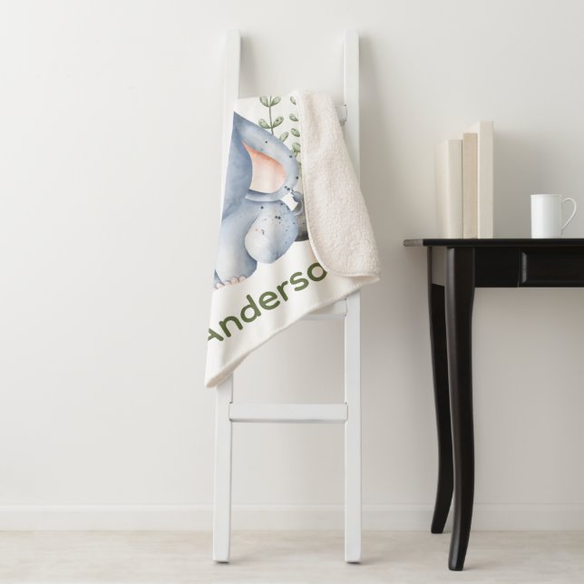 Jogue o cobertor de sherpa do bebê elefante para o (In Situ)