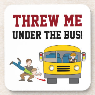 Joguei-me debaixo da Porta copos do ônibus