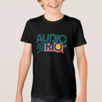 Jovem de motim de áudio Camiseta negra