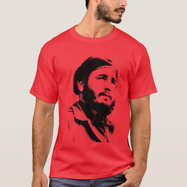 Jovem Fidel com uma camiseta sonhadora (Frente)