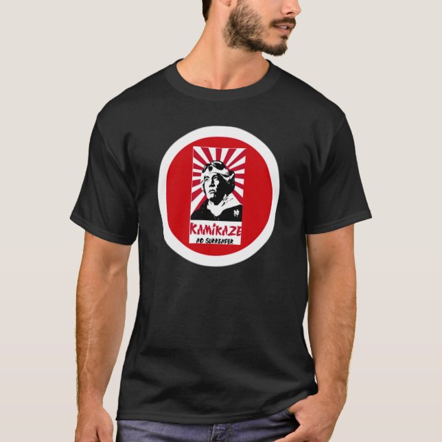 Kamikaze nenhum t-shirt da rendição (Frente)