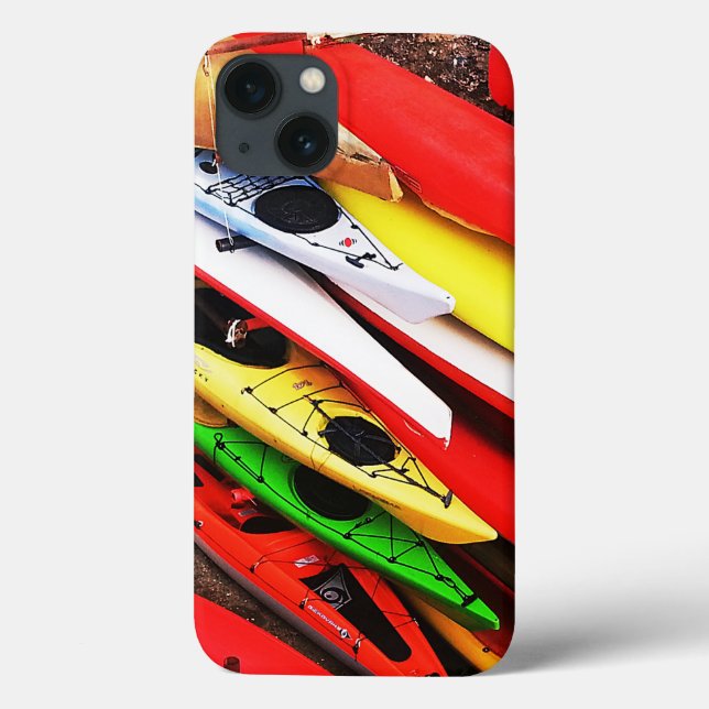Kayak Stack – Outdoor Vibes Phone Case iPhone 13 (Verso)