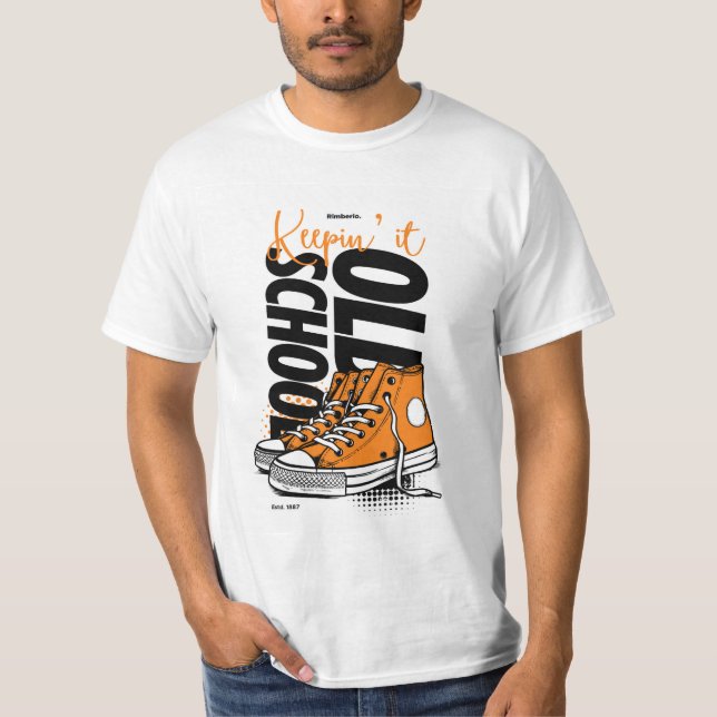 Keepin’ It Old School T-Shirt – Retro Orange Sneak (Frente)