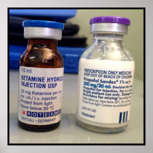 Ketamine e poster dos tubos de ensaio de Propofol