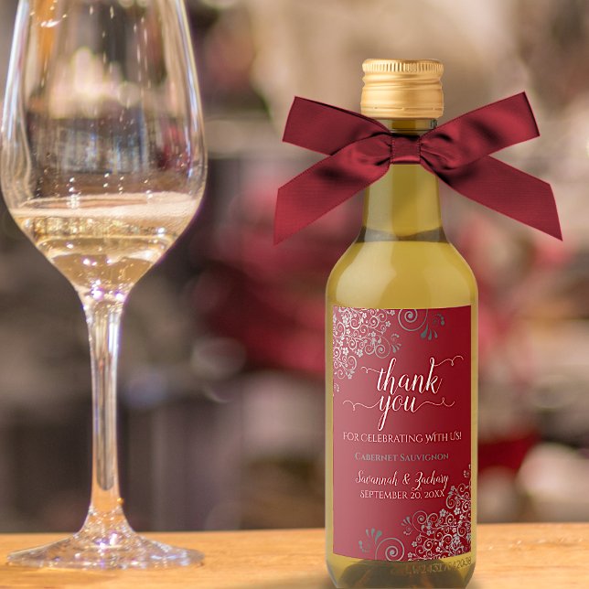 Lacy Silver sobre o Casamento Vermelho Obrigado Mi (Criador carregado)