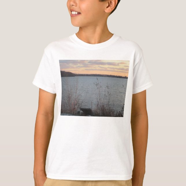 Lake Shore Sunset Kids Basic T-Shirt (Frente)