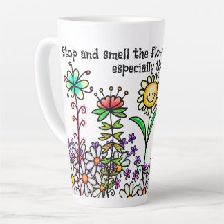 Latte Caneca de Café com Flor de Doodle