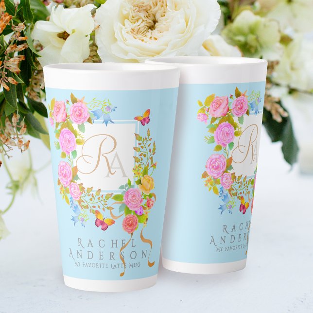 Latte Caneca de Café Monograma Azul Jardim Romântico Flo (Elegant romantic flowers monogram design.)