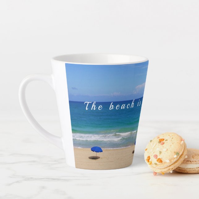 Latte Feliz na Praia / Mar e Areia Caneca de Café com Le (In Situ)