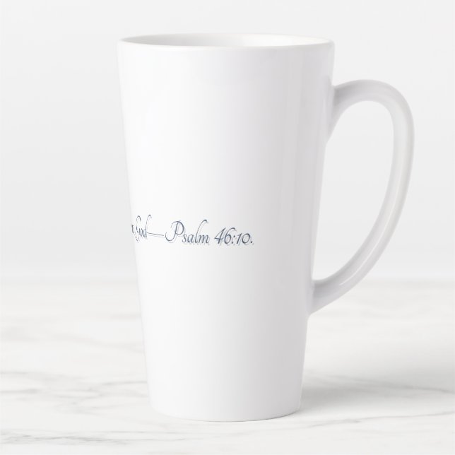Latte Salmo 46:10, Caneca de Café com Presente (Direita)