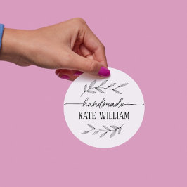 Laurel feito à mão com etiquetas de presentes de a