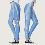 Legging Aviões Acrobáticos de Alto Voo em Azul<br><div class="desc">Aviões vermelhos de alto voo em formação deixando trilhas brancas em um céu azul claro tornam essas leggings azuis totalmente únicas e divertidas. Os aviões acrobáticos vermelhos são um sotaque brilhante contra o céu azul destas leggings esportivas e um lembrete para sempre mirar alto. Personalize o texto de um lado...</div>