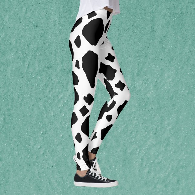 Legging Black and White Cow Print Pattern Cute (A pair of leggings with a fun black and white cow pattern.)