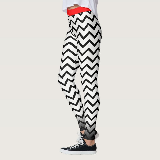 Legging Black Chevron no seu Coronel. (Esquerda)