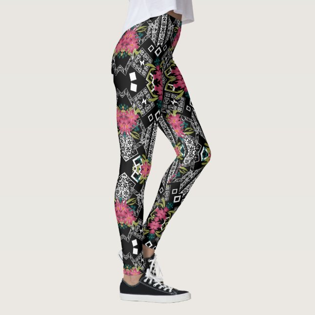 Legging Buquês de flores cor-de-rosa em uma geometria (Direita)