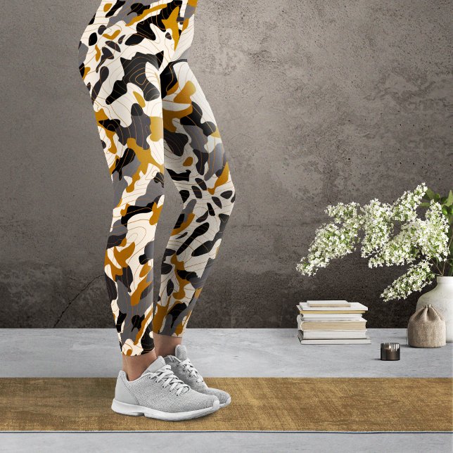 Legging Camo Diagonal Castanho com Linhas de Contorno (Brown and Charcoal Diagonal Camo with Contour Lines Leggings)