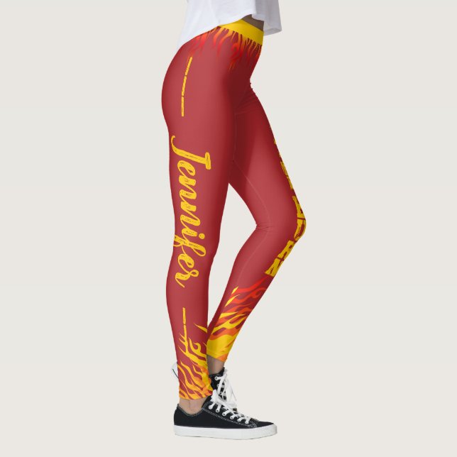 Legging Chamas Motivacionais com Script YELLOW de Nome em  (Direita)