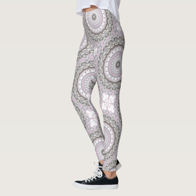 Legging Cinzas e Mandala Rosa Esmagada (Esquerda)