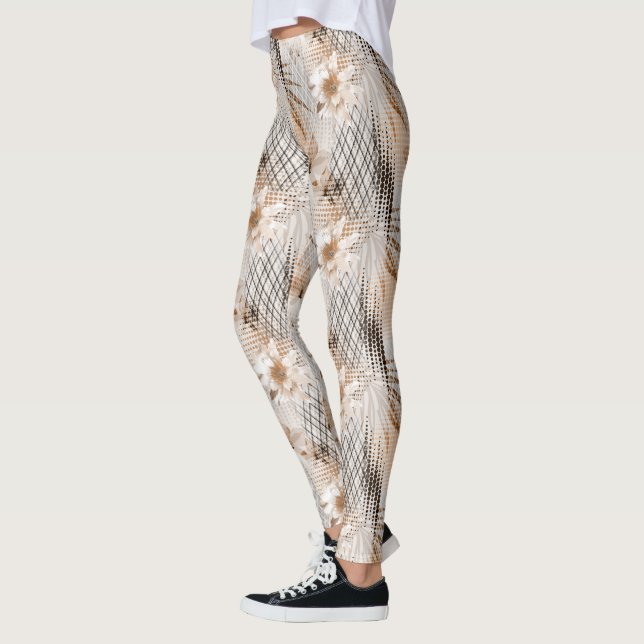 Legging Cinzas, padrão tropical bege. (Esquerda)